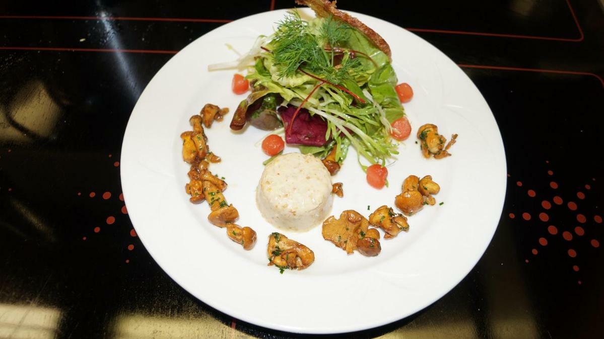 Hotel Restaurant Kreuz Kaiserstuhl Zewnętrze zdjęcie